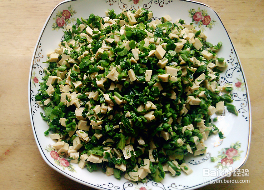 香气满满的香椿芽拌豆腐