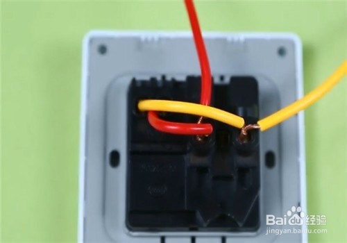 二根线如何接插座？