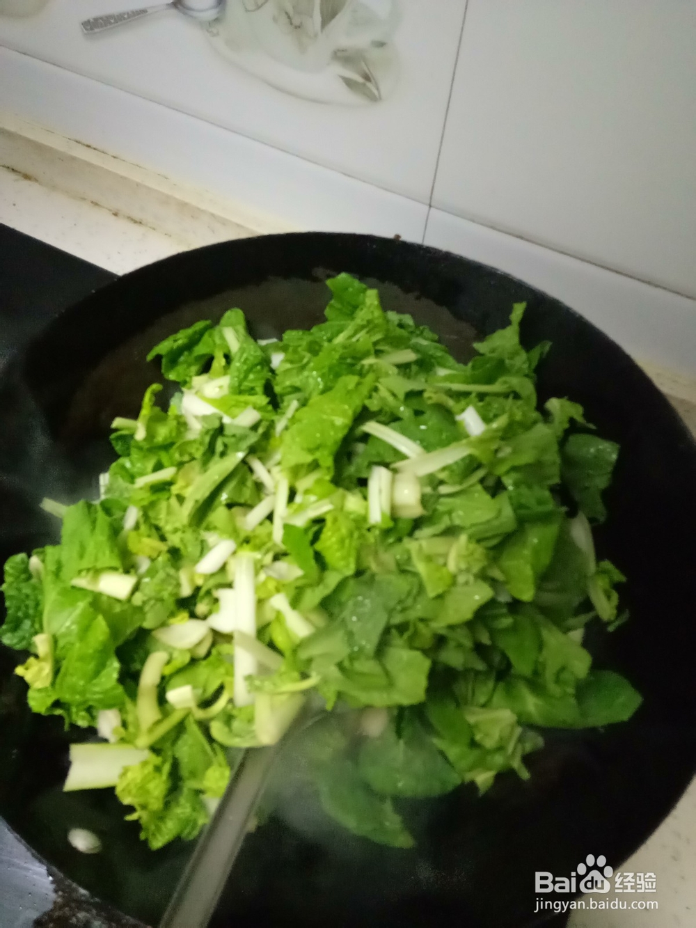 家常青菜炒蛋白肉