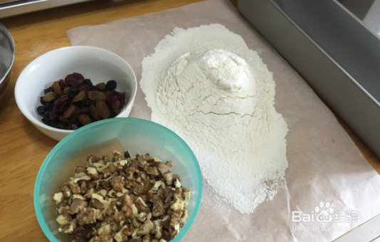 如何制作干果核桃磅蛋糕