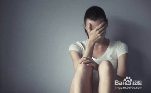 如何避免产后抑郁呢？