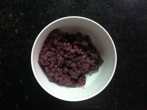 蜜红豆果仁面包