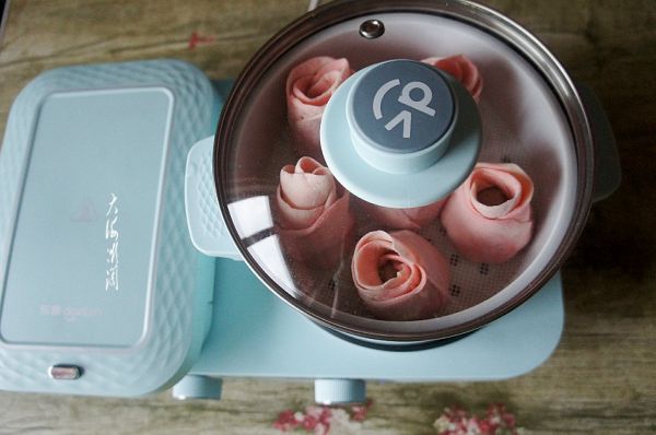 纯碱手工花式豆沙包