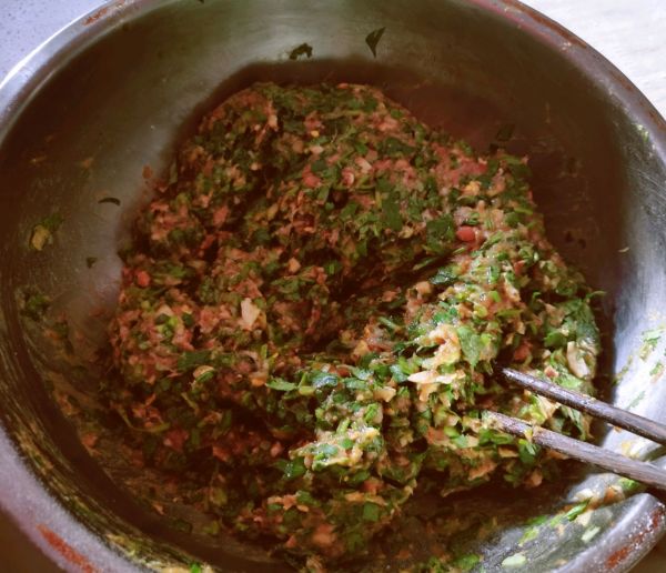 酱香鲜肉香菜水饺