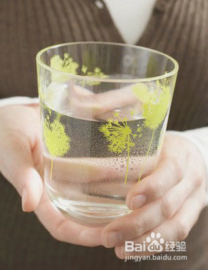 夏季喝水的小技巧