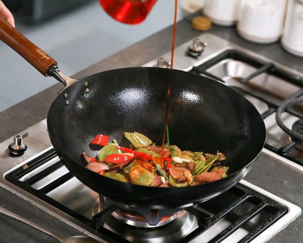 米饭实力派杀手青笋炒腊肉