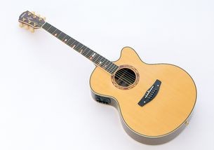 怎么选一把好的吉他