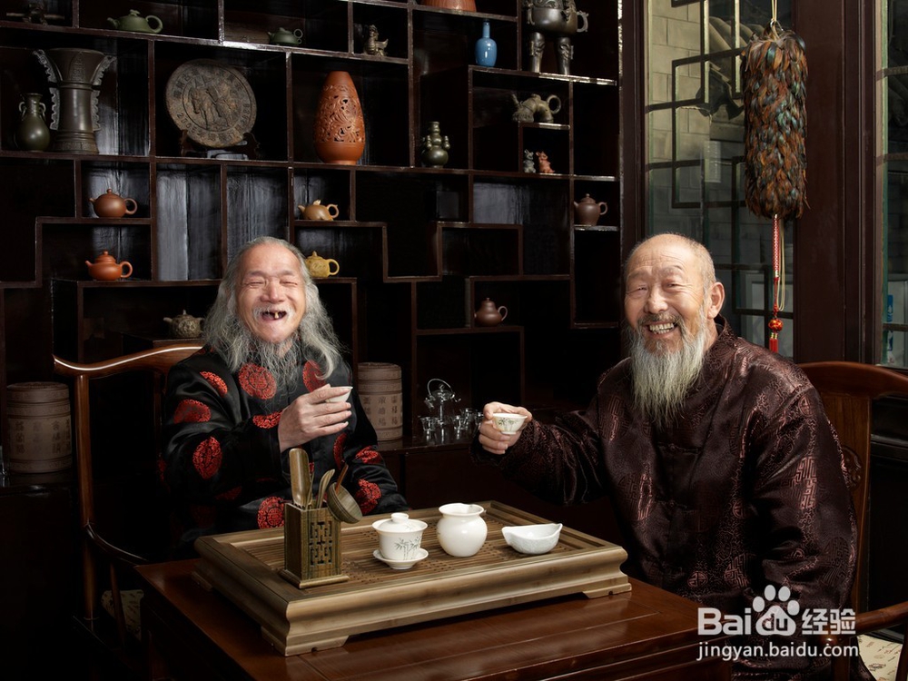 喝茶养生，但是这几个时间点老人千万不要喝