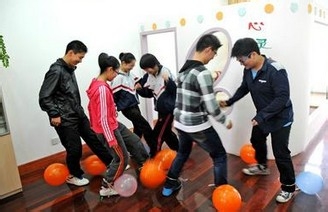 年会表演什么节目好