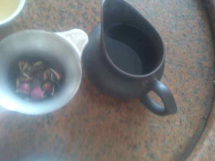 冰镇玫瑰红茶，各位妹子的下午茶非他莫属！