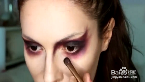 如何画出海拉仿妆?