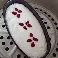 美味小零食“牛奶发糕”