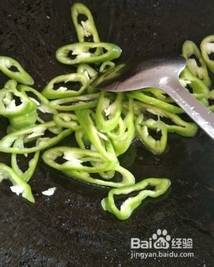 教你怎么做青椒与杏鲍菇