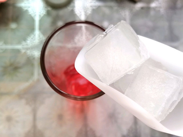 桃桃西打果冻冷饮