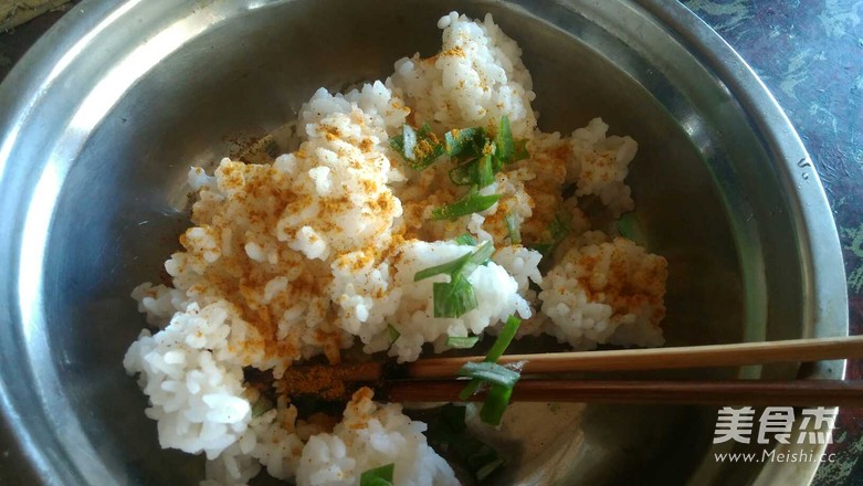 米饭鸡蛋饼的做法