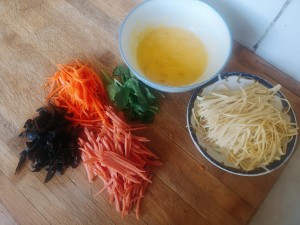 懒人版酸辣汤怎么做