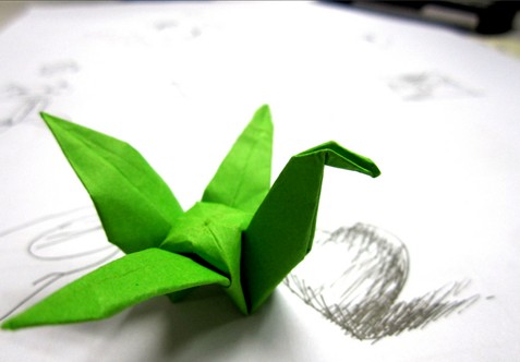 教你怎样折逼真可爱的千纸鹤