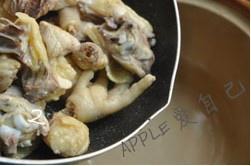 每日美食-香菇炖鸡汤的做法