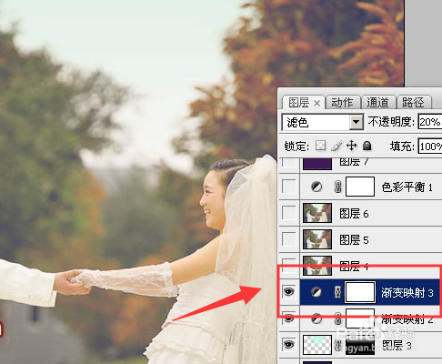 Photoshop调出外景婚片温馨的淡红色