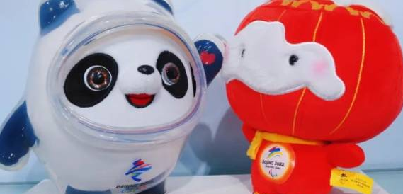 冰墩墩是什么材料做的