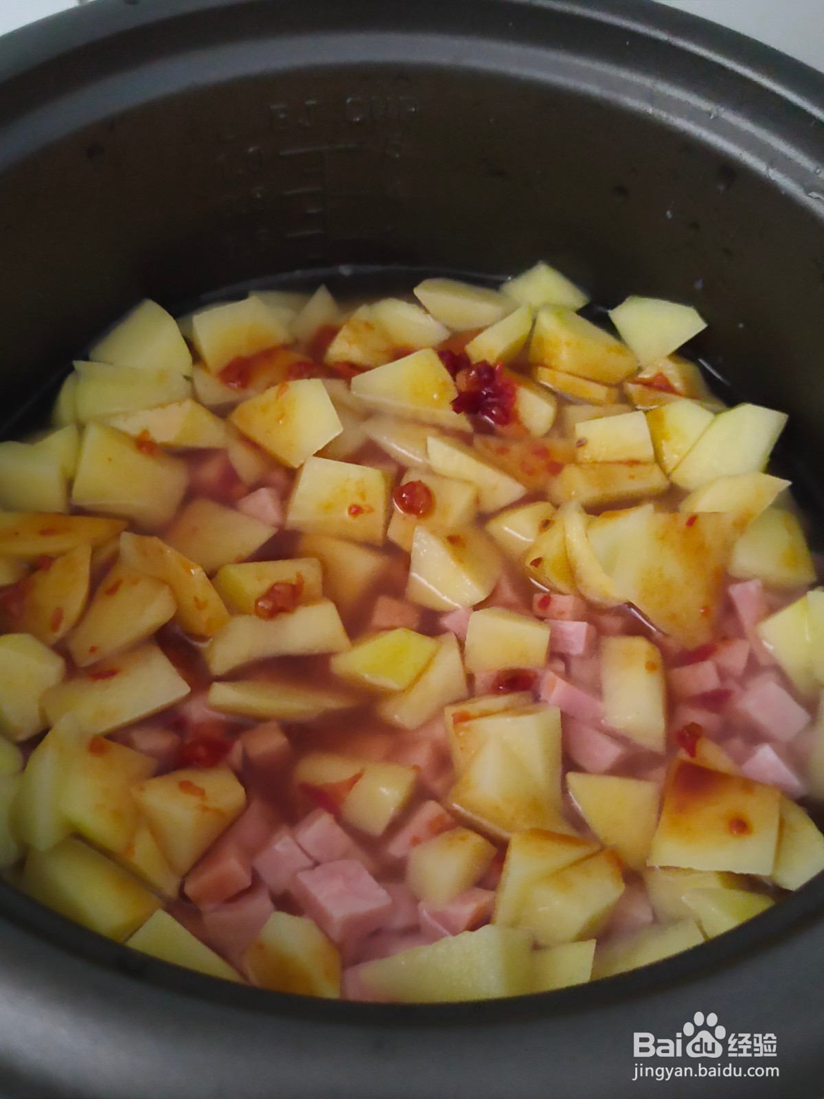 懒人电饭煲土豆火腿焖饭