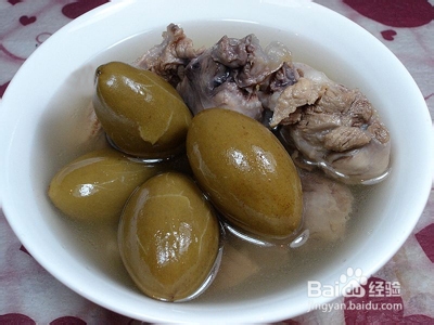 女性美容养颜食谱：[2]橄榄雪梨炖瘦肉