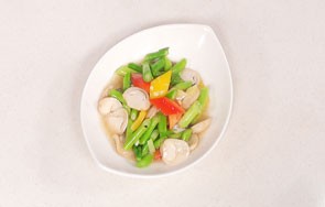怎样做草菇彩椒烩芦笋
