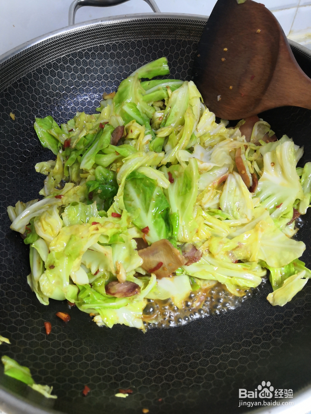 奶奶教你做手撕包菜