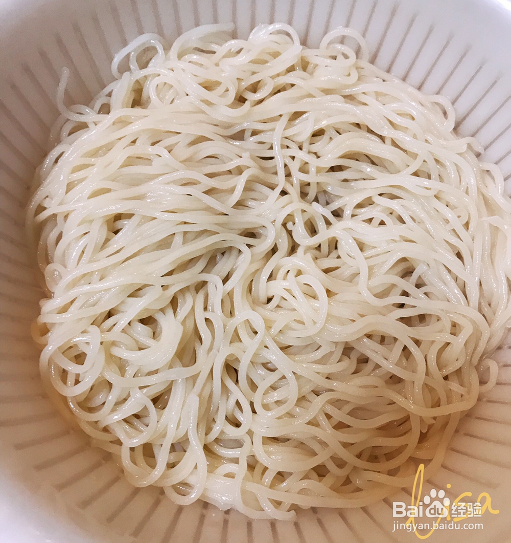 新手适合做的葱油拌面