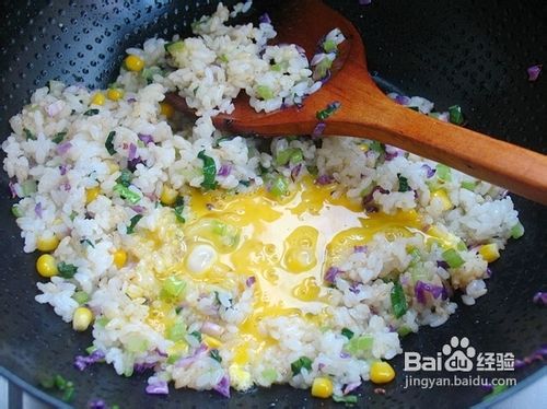 芹菜紫甘兰蛋炒饭