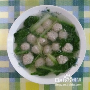 5分钟搞定的青菜肉丸汤
