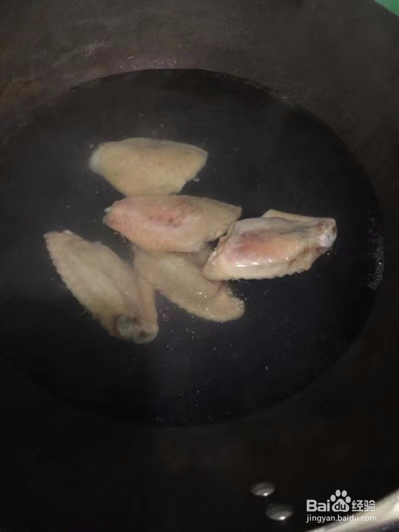 胡萝卜鸡翅中的做法