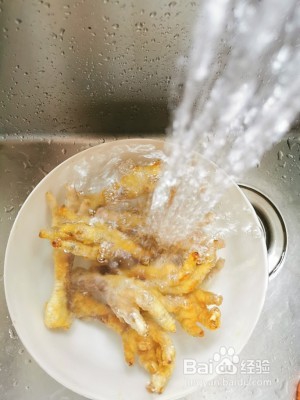 虎皮凤爪的做法