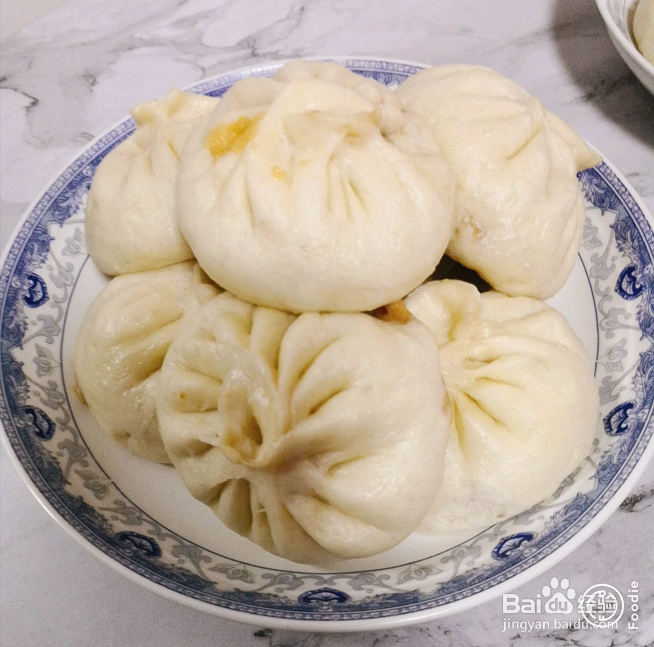 酱肉香菇冬笋包子的做法