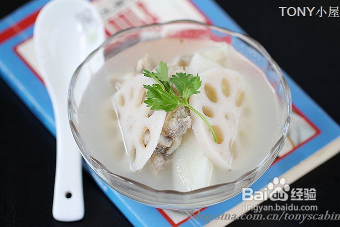 深秋霜降节气给家人炖一锅滋阴润肺的补水汤-----排骨莲藕山药汤