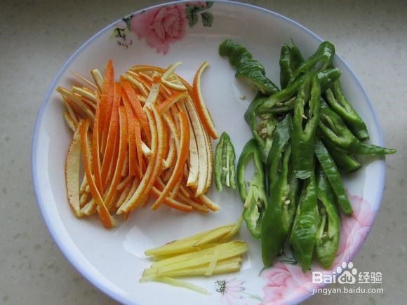 橙子皮炒肉丝的做法