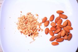 杏仁黑芝麻油麦菜