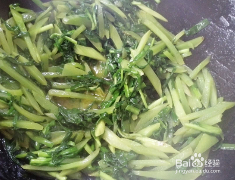 莴苣炒韭菜的做法