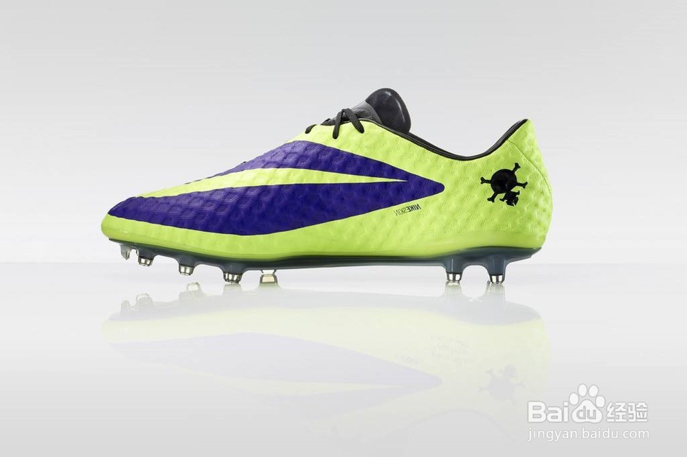 如何保养足球鞋？