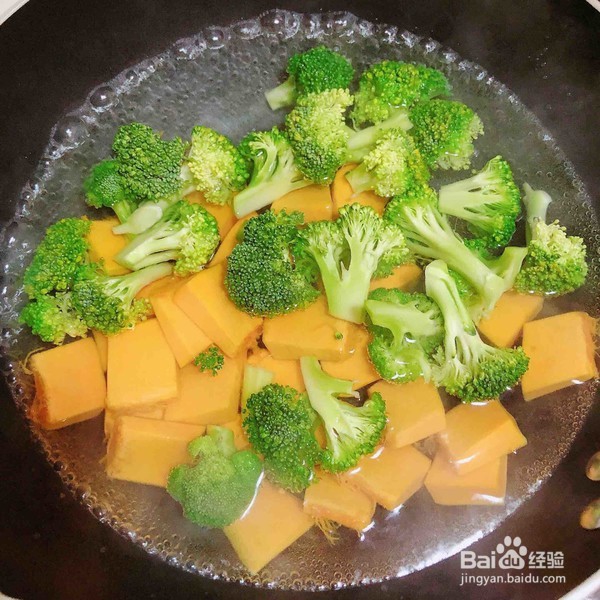 教你做西兰花玉米鸡肉糕