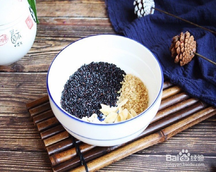 养生黑米粥