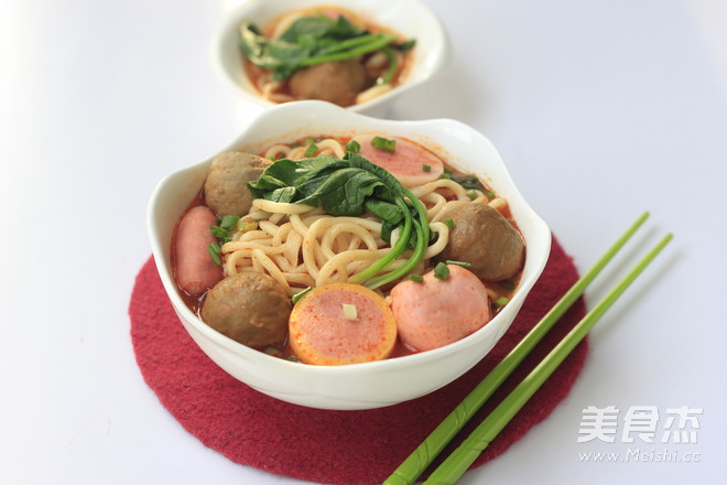 红果家菜谱之茄汁丸子面