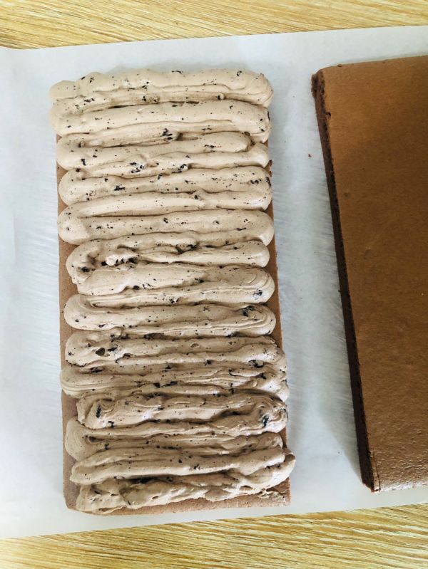 巧克力蛋糕三明治