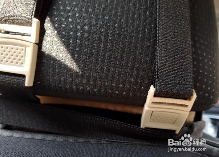 如何更换汽车座套?