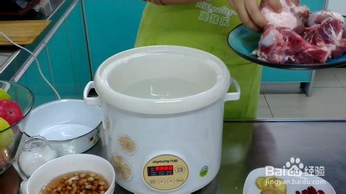 花生棒骨汤制作步骤【图解】