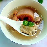 营养排骨莲藕汤