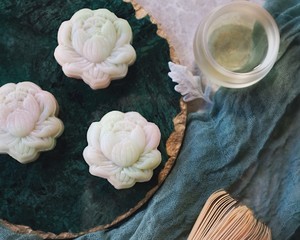 抹茶流心冰皮月饼的做法