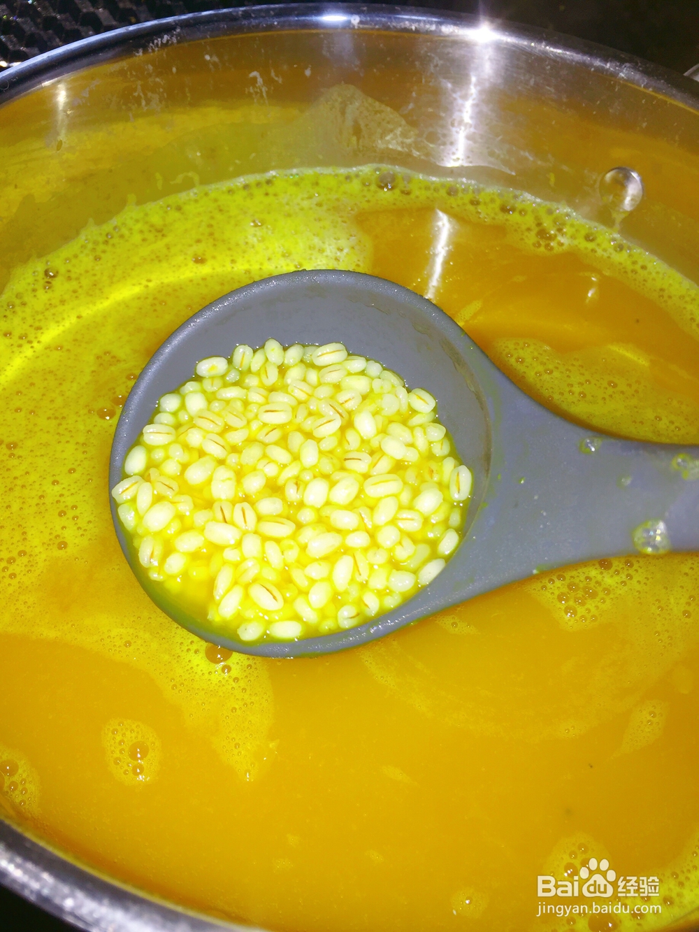 新手适合做的椰汁银耳薏米