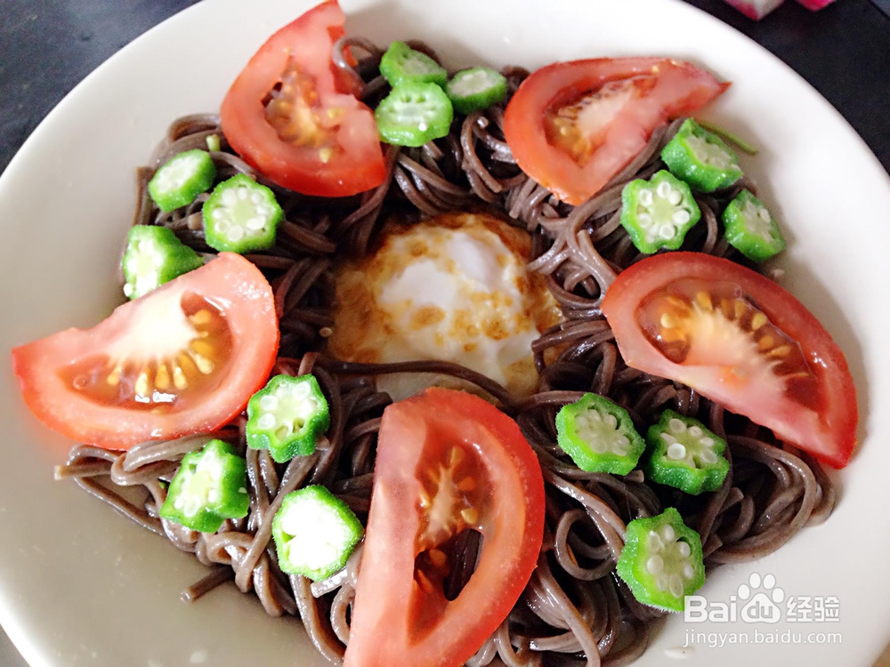 看完就会的秋葵荞麦凉面