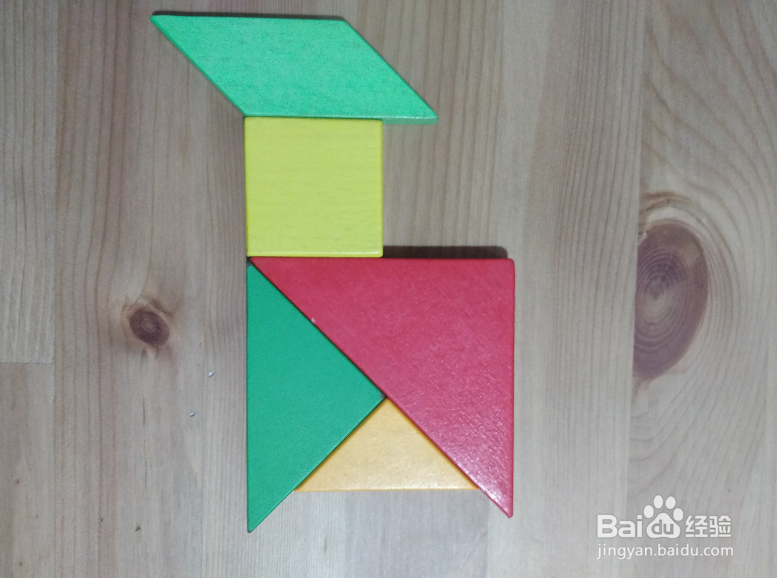 一只活力的鼬鼠怎么用七巧板拼接